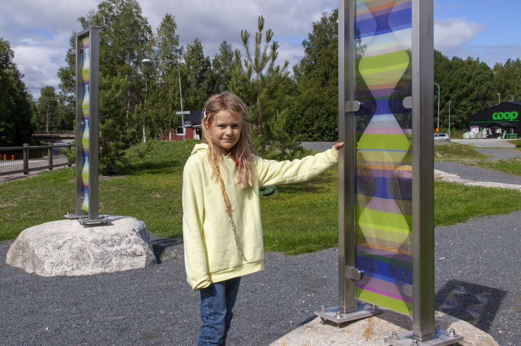 Tidens gång, ett glaskonstverk i Björna av Anna Renström